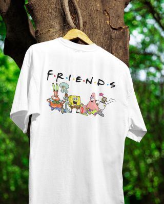 Když Central Perk zavřeli, tak se parta sešla v Křupavém Krabovi. #friends #rossgeller #chandlerbing #spongebob...